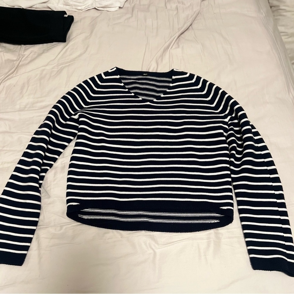 Navy and White Striped Women's Sweater, Uniglo - Picture 5 of 5